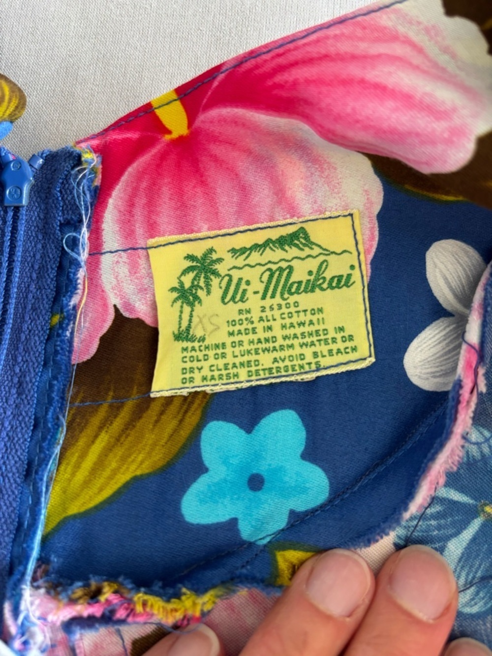 Vintage Ui Maikai Hawaiian Muumuu Dress Hibiscus Floral Vacation Beach XS - Picture 5 of 8